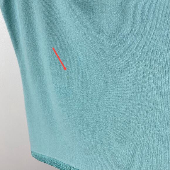 St. John Cashmere Sweater Top - Picture 2 of 8